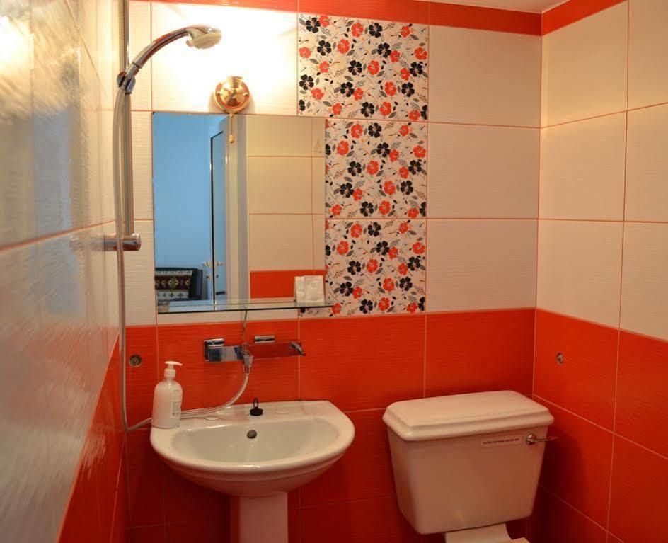 Guest House Diabora 알바나시 외부 사진