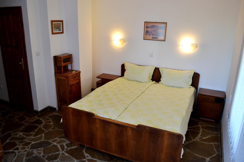 Guest House Diabora 알바나시 객실 사진